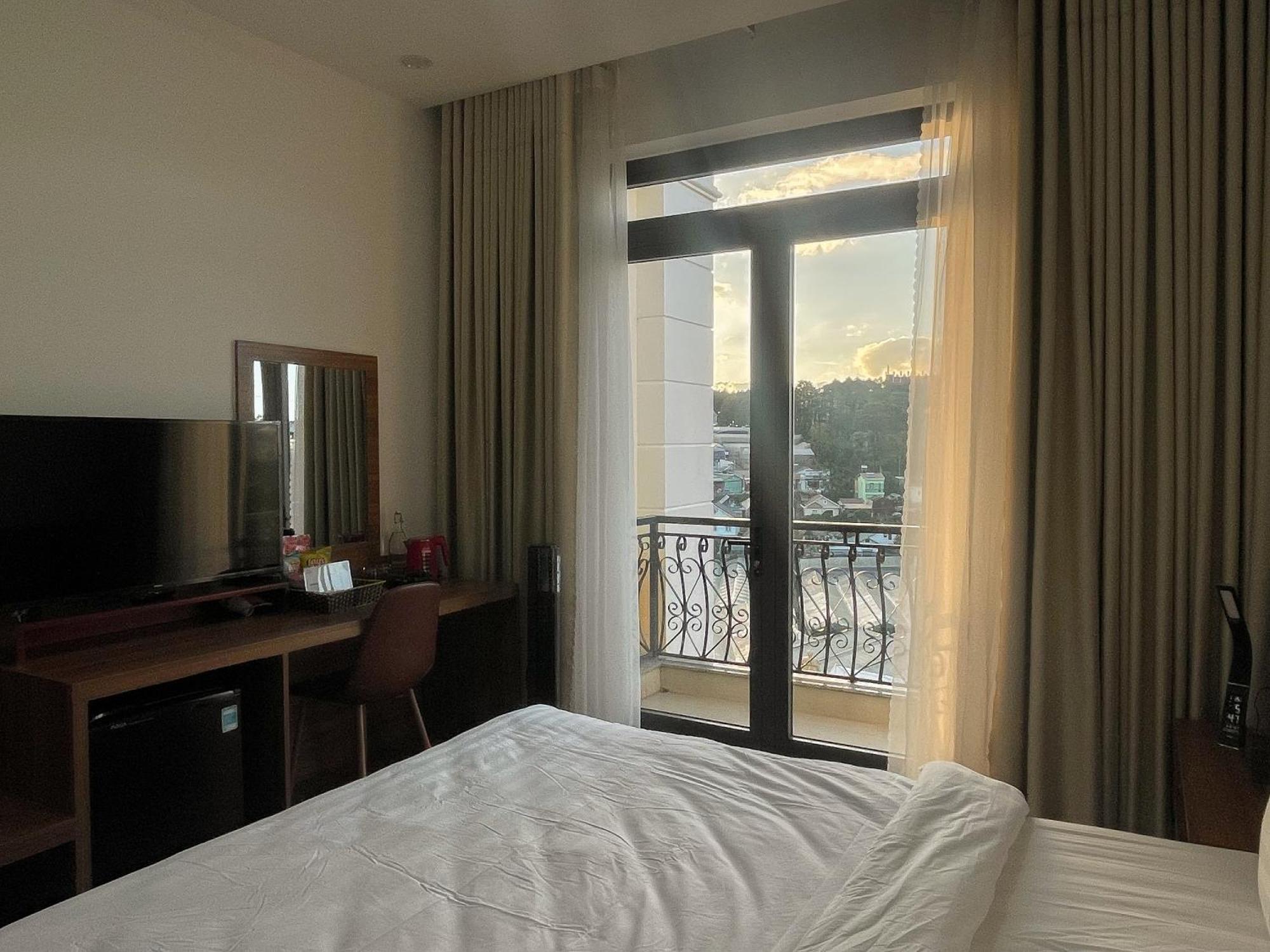 The Elegant Dalat Hotel Buitenkant foto